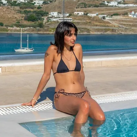 Corfos Blue Mykonos أورنوس