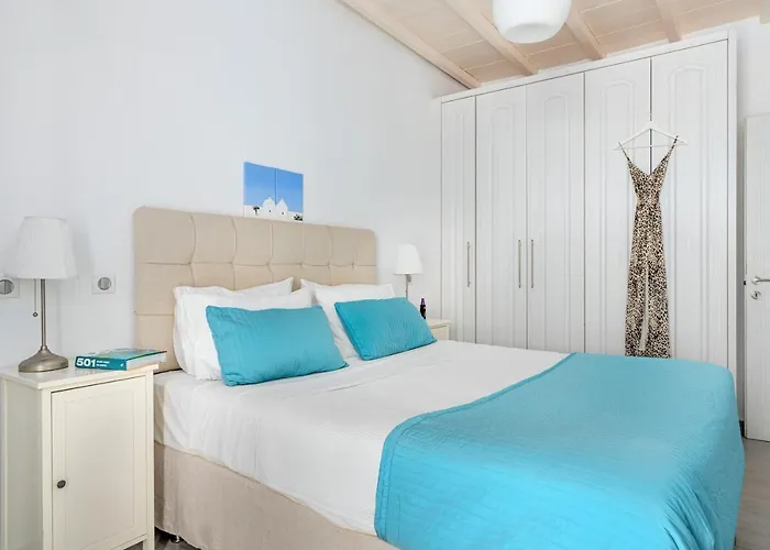 Corfos Blue Mykonos אורנוס